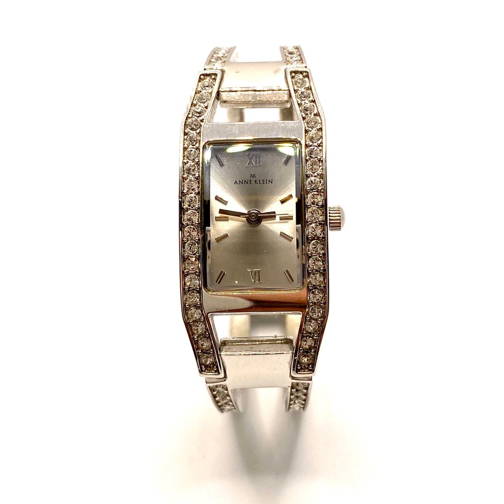 Vintage Anne Klein Watch Silver Rhinestones Base Metal Bezzle Stainless Back ✨W5